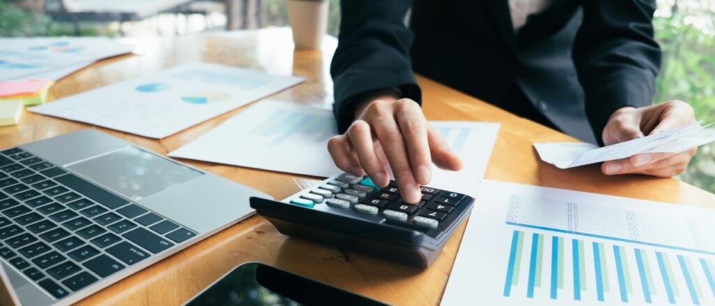 READY FOR A SALE? RIGHT-SIZING YOUR INVESTMENT BANK PARTNER