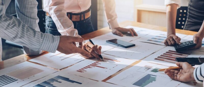 BUSINESS MODEL REINVENTION: IS YOUR BUSINESS STRATEGY BOLD ENOUGH?
