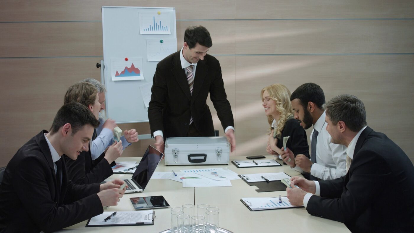 How Mid-Market CEOs Execute Strategy in 2026